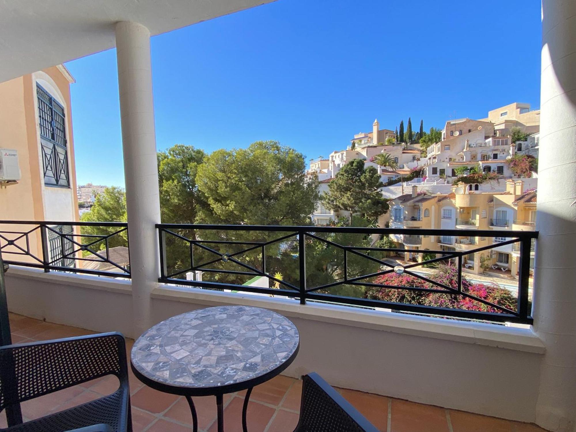 Villa Lucena Private Pool Casasol Нерха Экстерьер фото